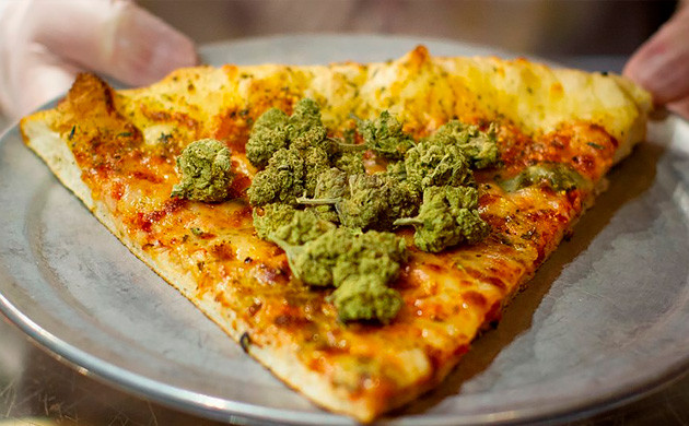 Пицца с марихуаной Готовая пицца