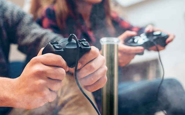 Отвлечение от голода Использование каннабиса и видеоигры