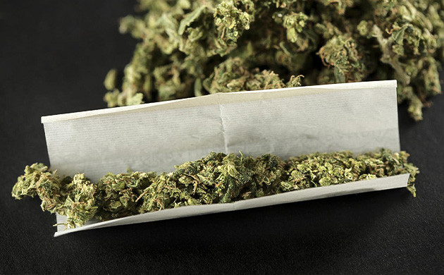 Джойнты сохраняют чистый аромат Шишки и папиросная бумага